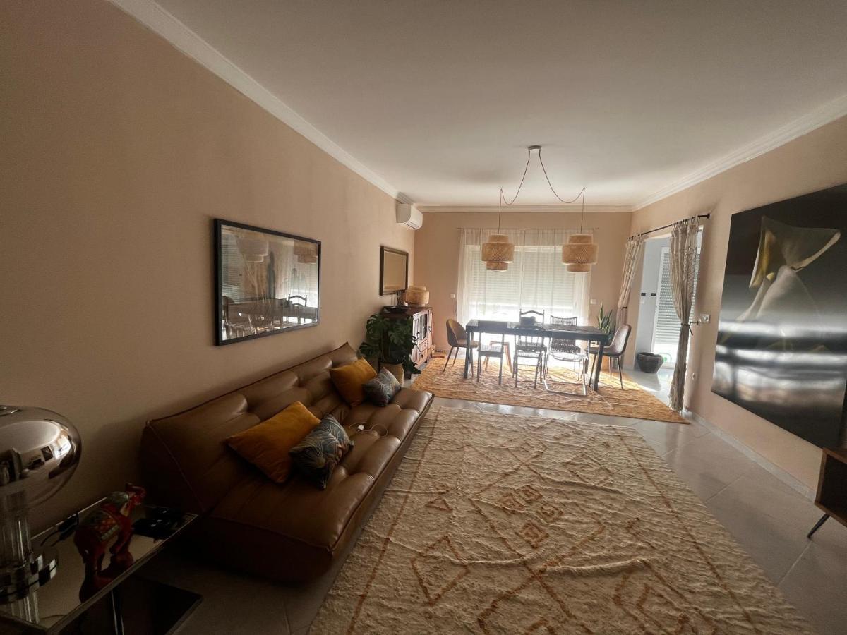 Apartament Cozy *